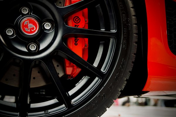 Elevating Real Money Play with HD Live Dealer Streams at Richy Leocasino